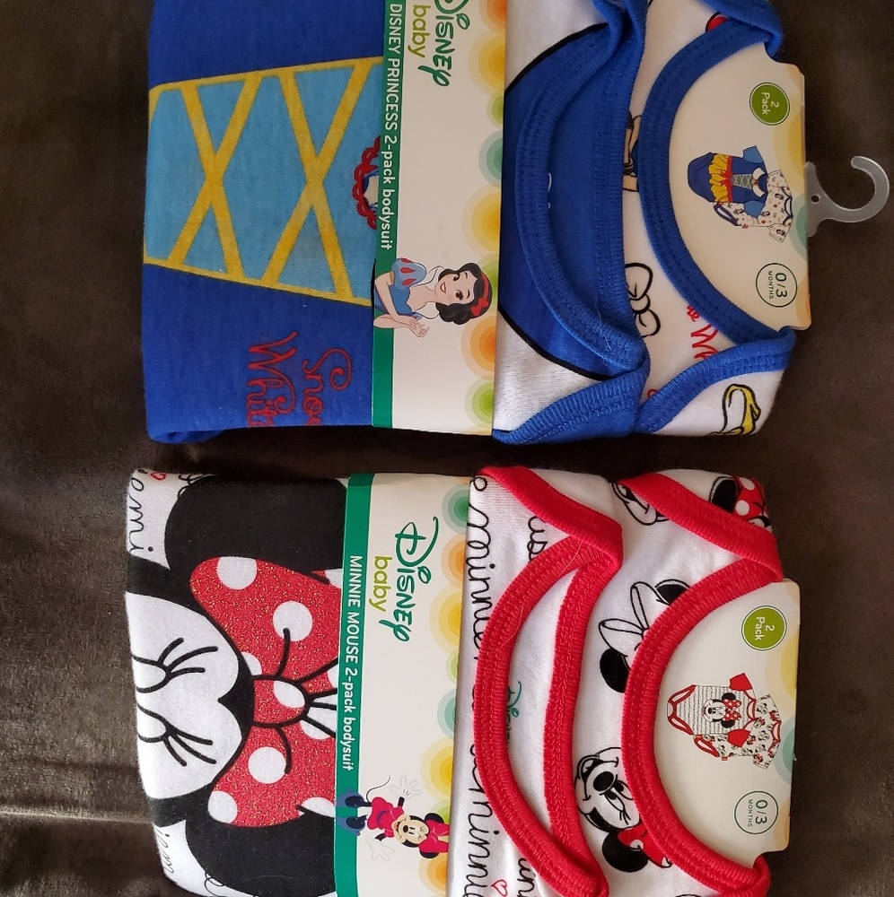 NWT Disney baby bodysuits 0-3months